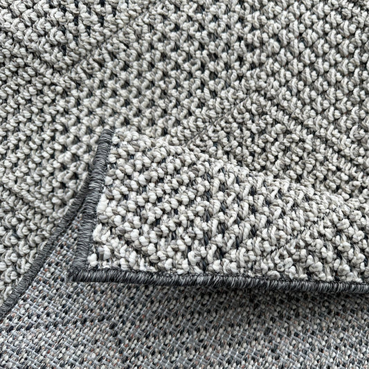 Whitehaven Indoor/Outdoor Chevron Grey Rug