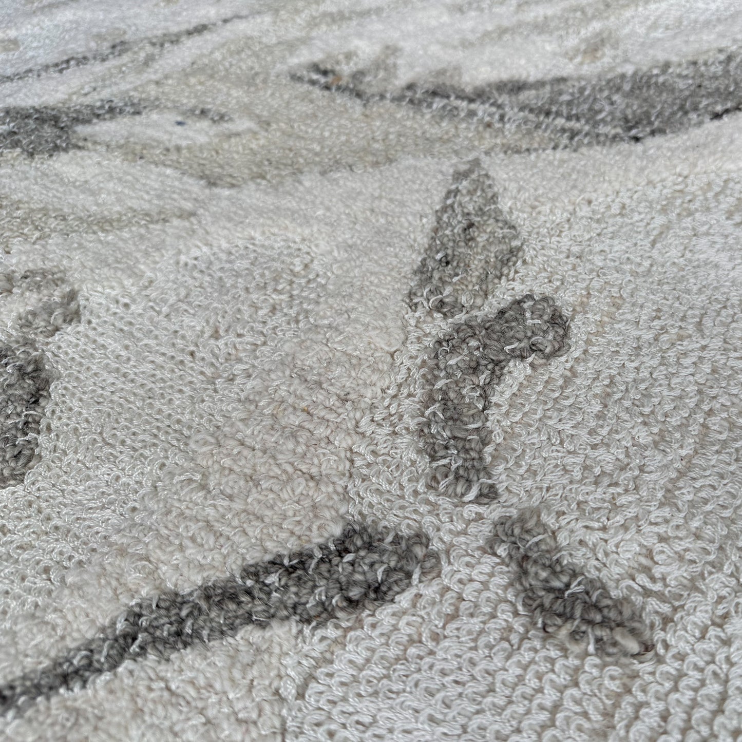 Cheryl Ivory/Grey Rug