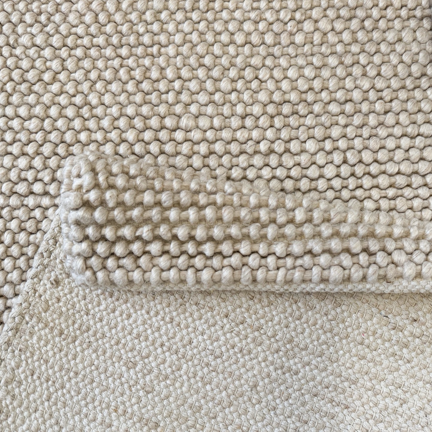 Ollis Loop Beige Rug