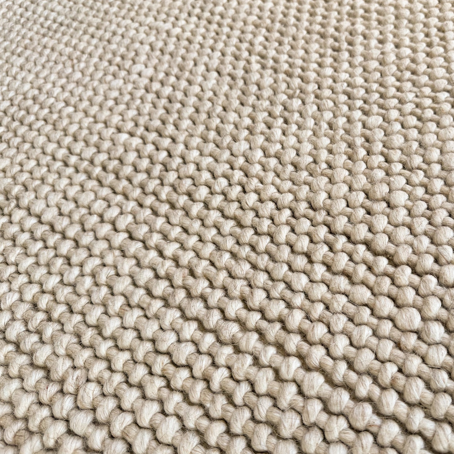 Ollis Loop Beige Rug