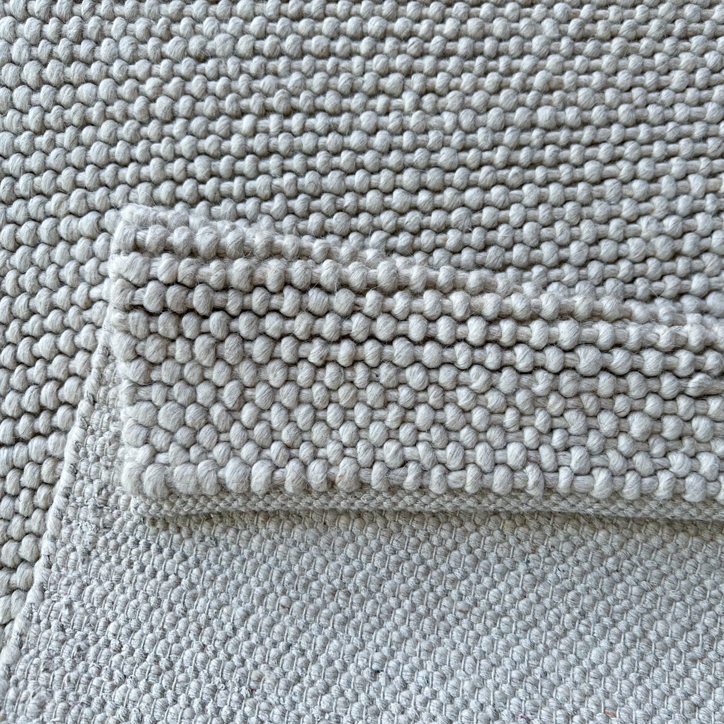 Ollis Loop Grey Rug