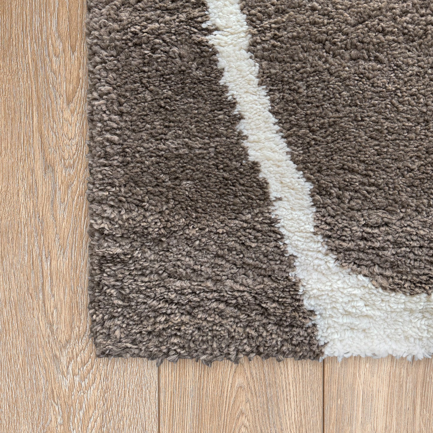 Laine Sketch Chocolate Rug