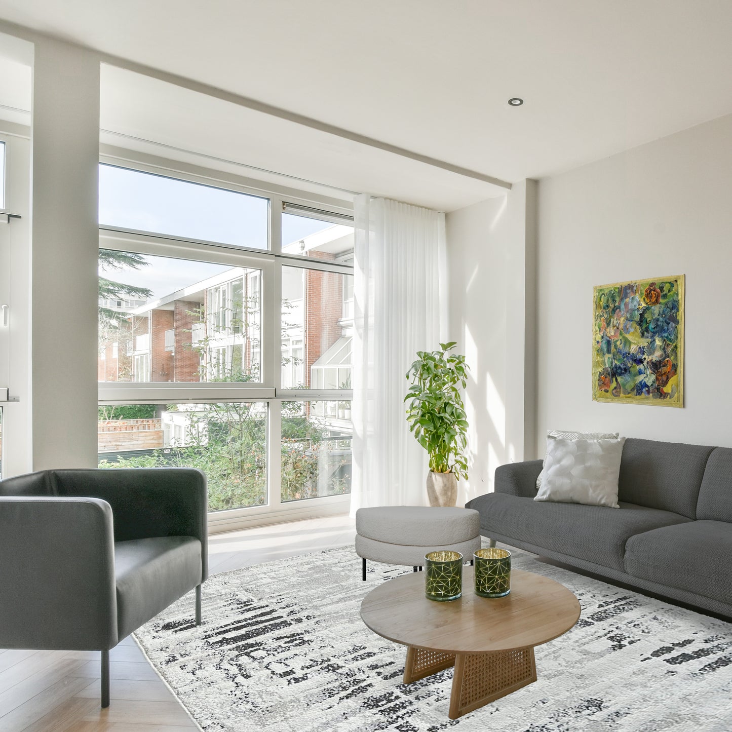 Munro Distressed Grey/Black Rug