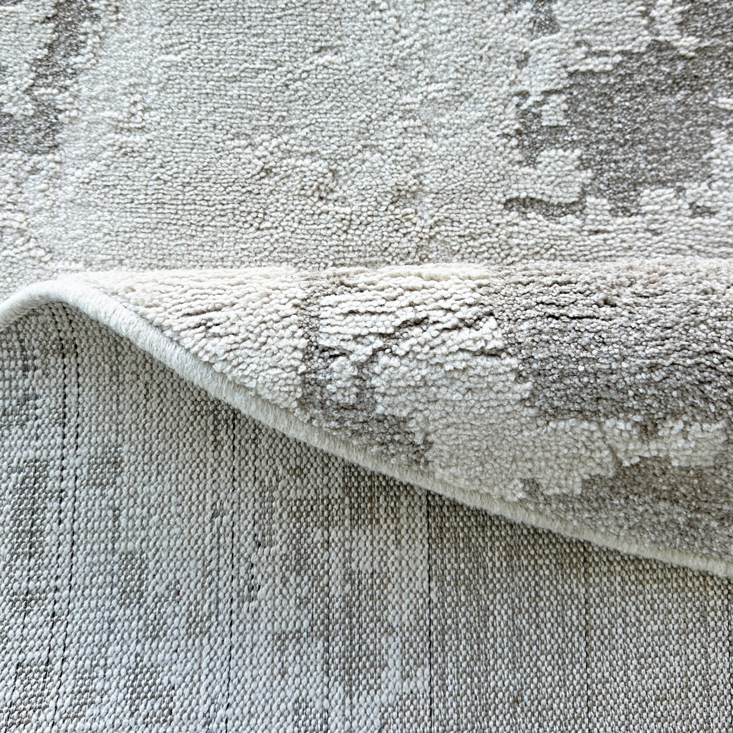 Munro Modern Grey/Beige Rug