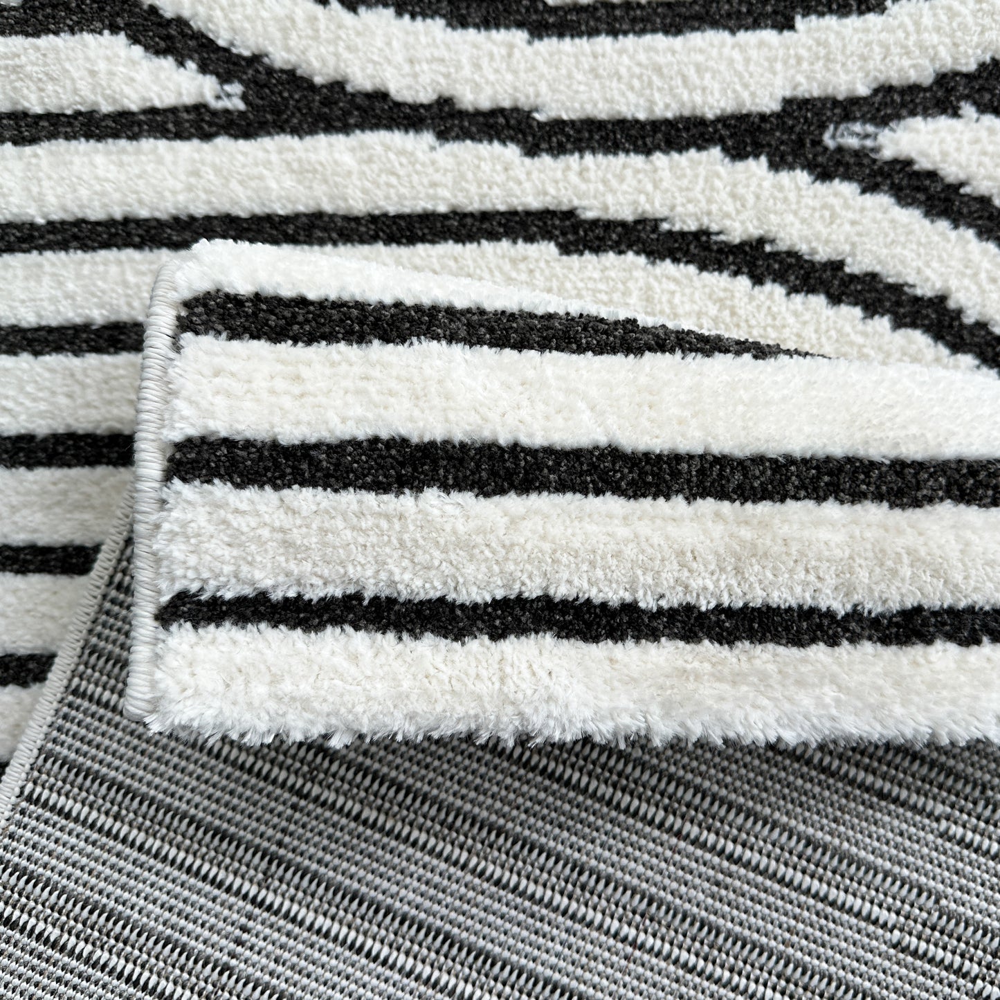 Hudson Loop Charcoal Rug