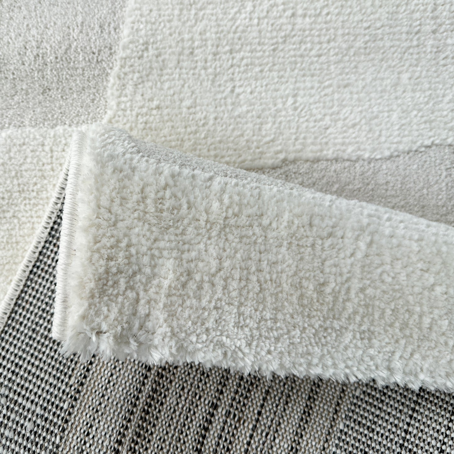 Hudson Soft Grey Checker