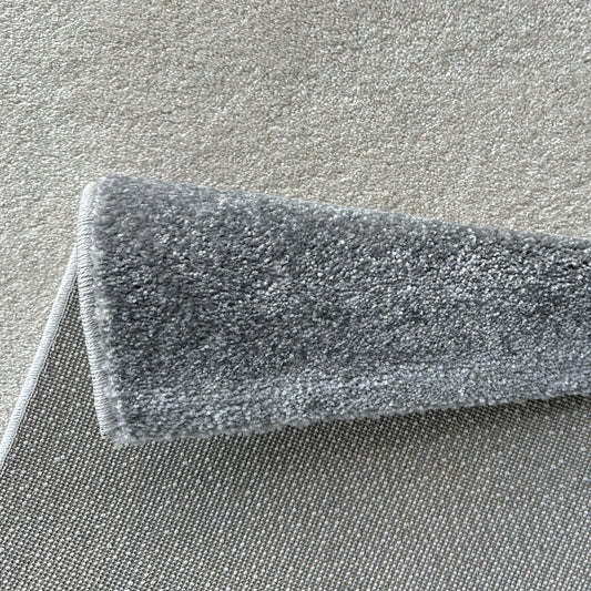 Studio Contour Green Rug