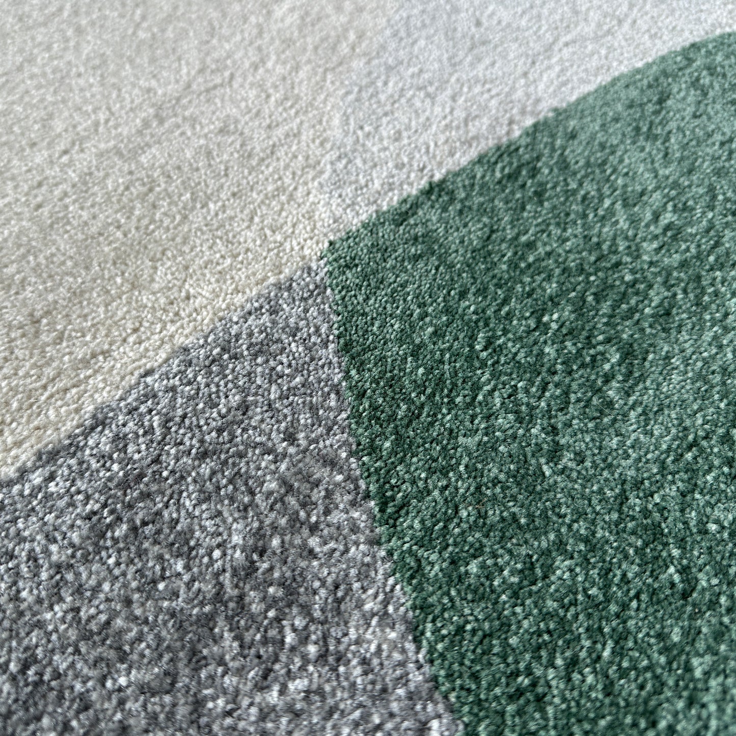 Studio Contour Green Rug