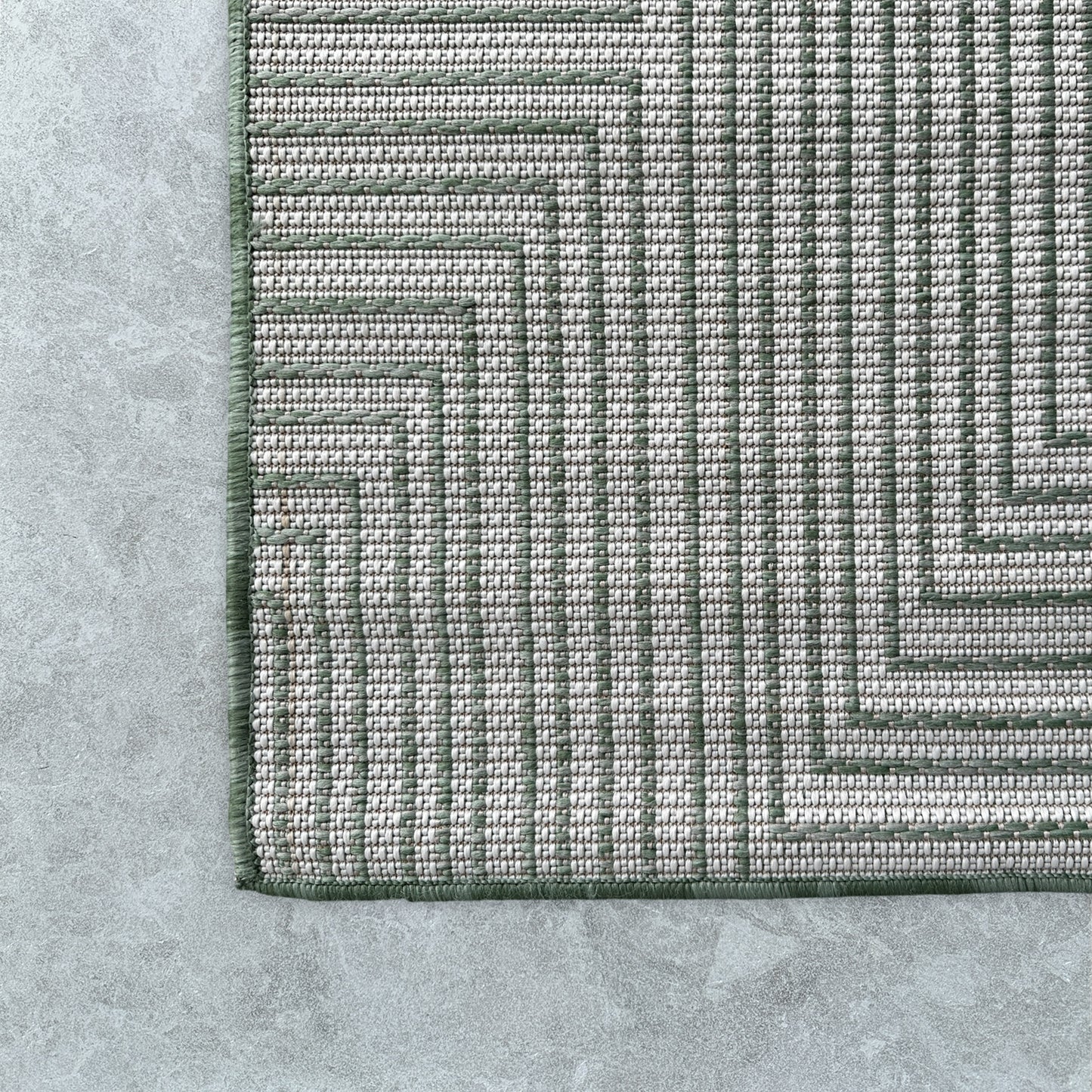Porto Axis Green Rug