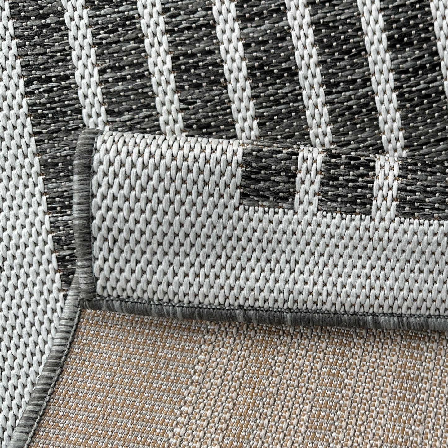 Porto Linha Grey Rug