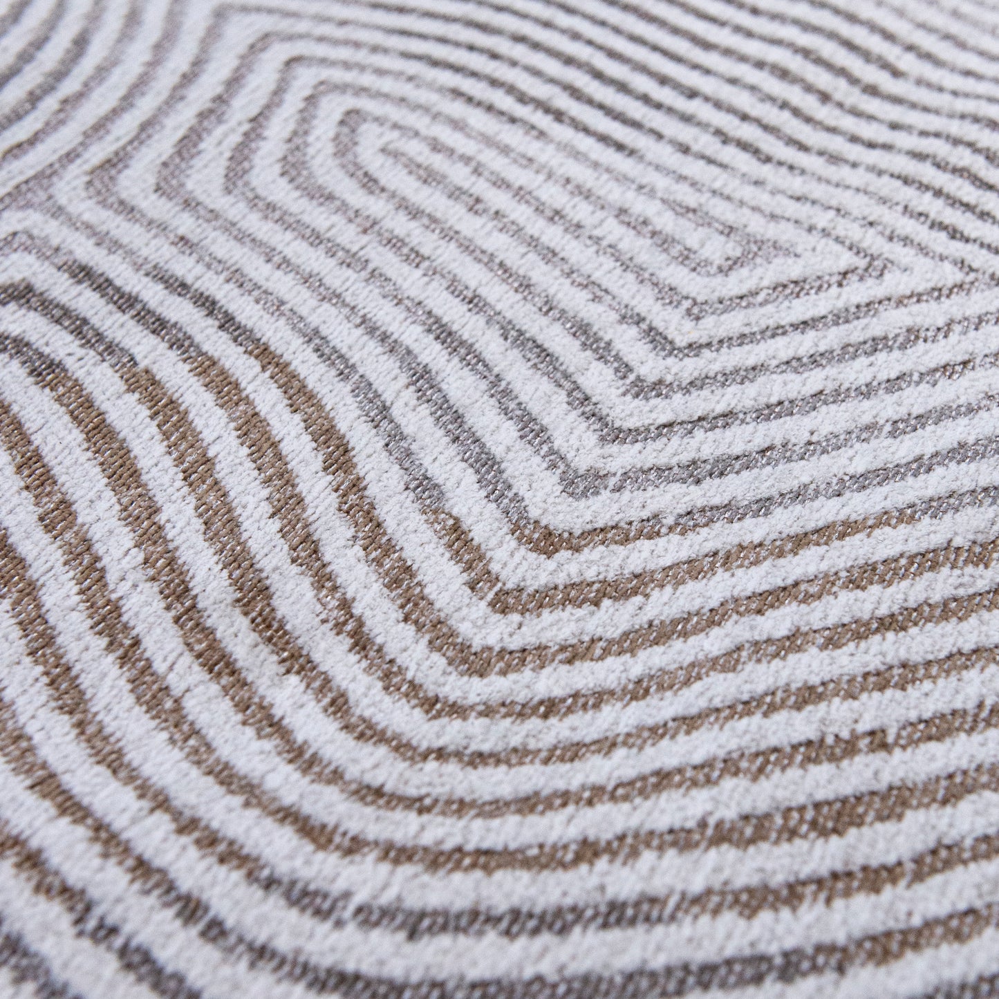Meditation Coral Oyster White 9228