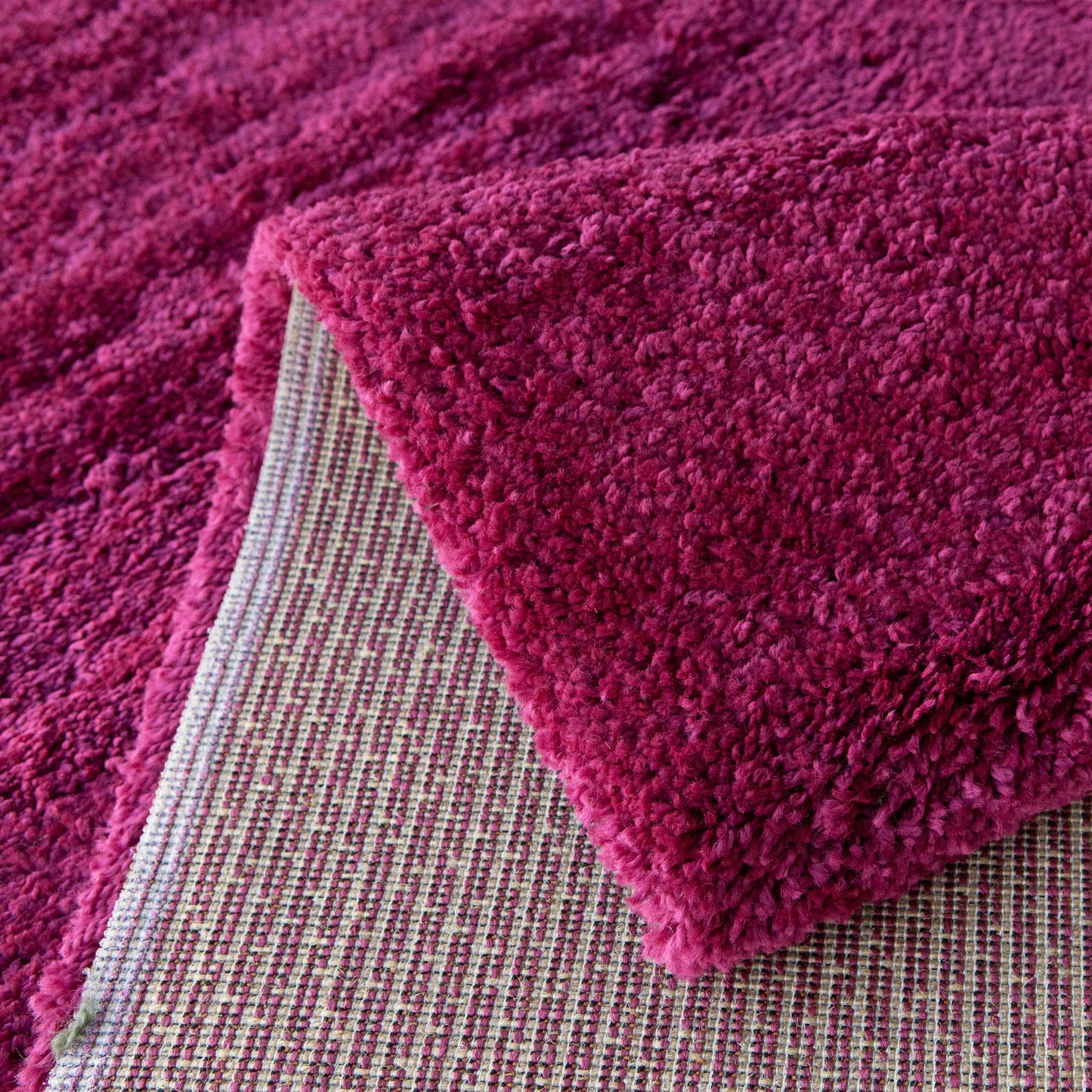 Noble 2144 Magenta Rug