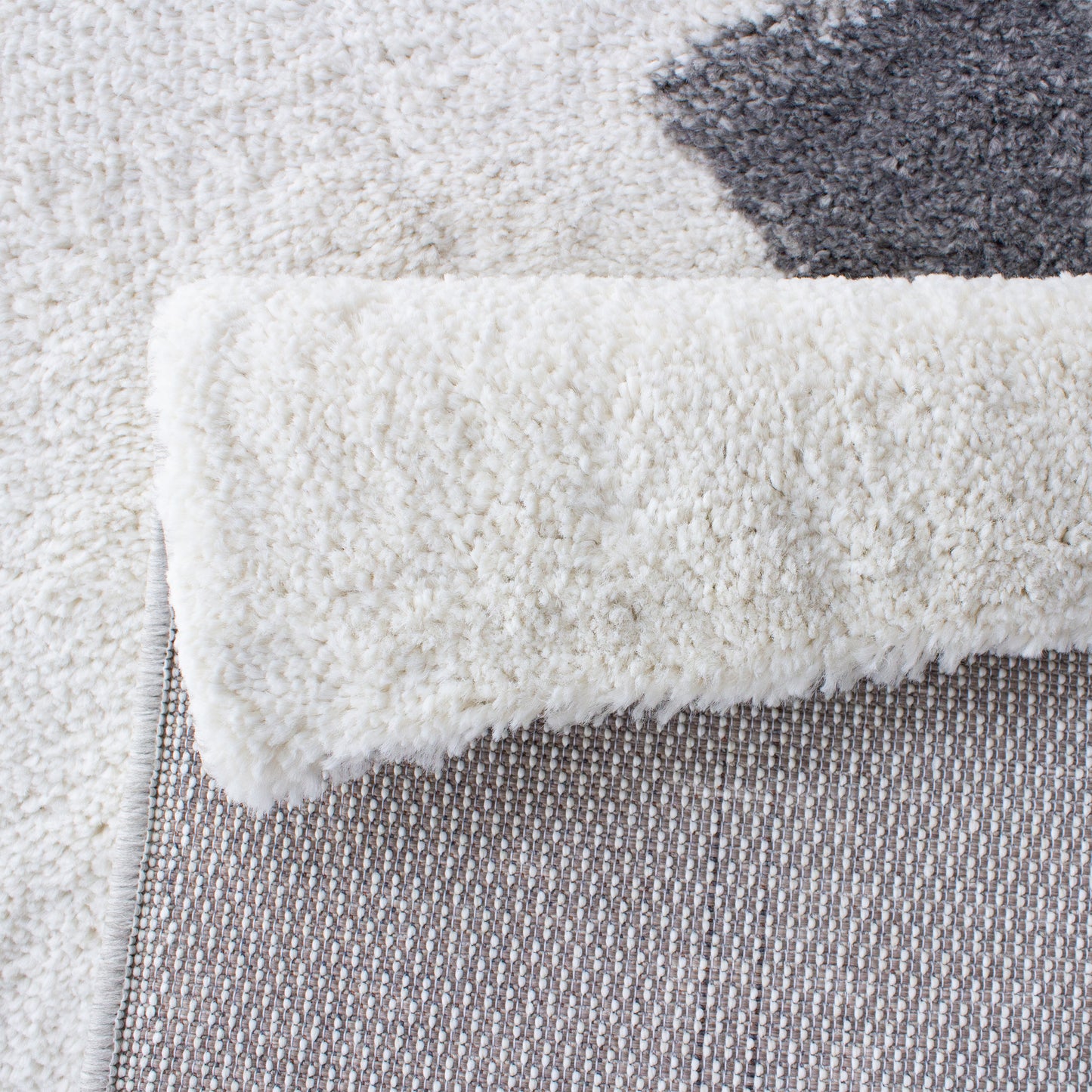 Embrace Tidal Eco-Friendly Rug